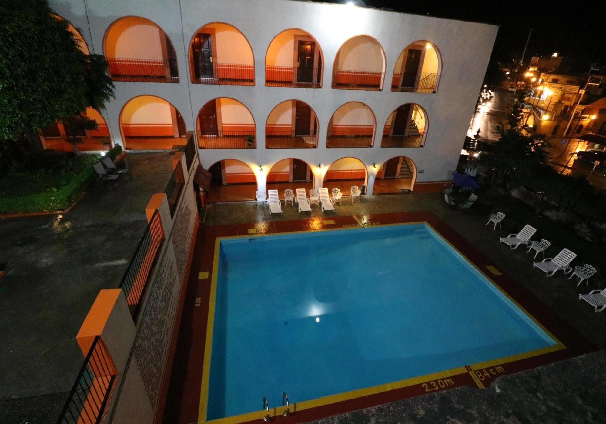 Hotel Mision Jalpan Zewnętrze zdjęcie